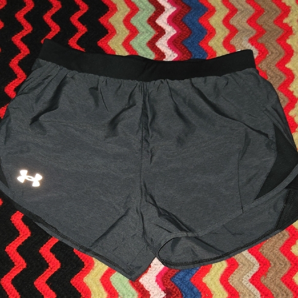 Under Armour Women's Charcoal Athletic Shorts - Picture 1 of 1